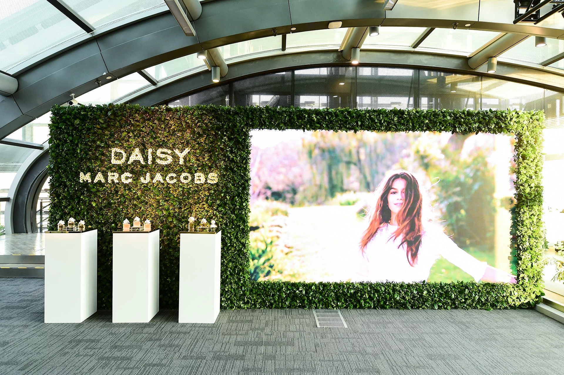 Marc Jacobs Store 10 Marc Jacobs Store -Marc Jacobs Store 026b2a86164603.5d91b88a9ae28