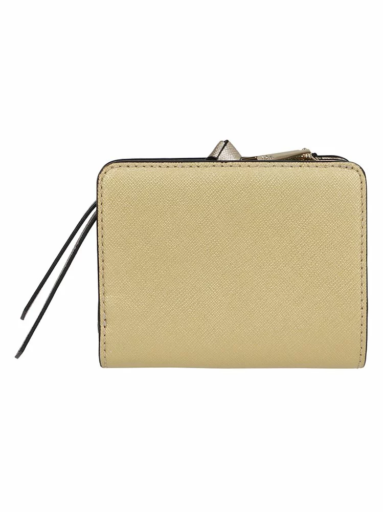 Marc Jacobs Snapshot Metallic Bi-Fold Wallet Women, White 2 Marc Jacobs Snapshot Metallic Bi-Fold Wallet Women, White - Image 2