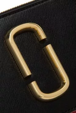 Marc Jacobs The Snapshot Camera Bag Women, Black -Marc Jacobs Store 727b62187ff8c84fea079dd3c9465555