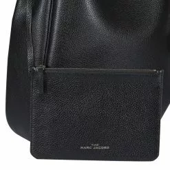 ( New Season ) Marc Jacobs The Director Logo Plaque Shoulder Bag Women, Black 9 ( New Season ) Marc Jacobs The Director Logo Plaque Shoulder Bag Women, Black -Marc Jacobs Store 9e67eccd8edaf53363fbd958e732f447
