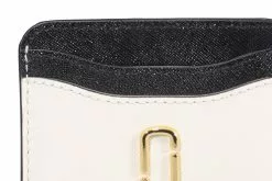 ( New Season ) Marc Jacobs Logo Plaque Card Case Women, White 9 ( New Season ) Marc Jacobs Logo Plaque Card Case Women, White -Marc Jacobs Store b869627224f7ae2db3529a9ebaea5992